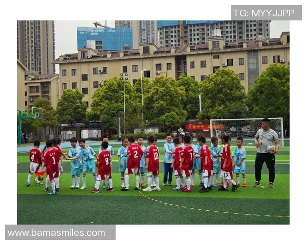 赛后分析：上海足球队与成都足球队灵活战术对比与启示